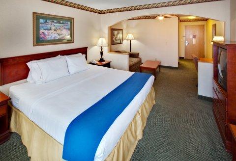 Holiday Inn Express & Suites Clinton By Ihg Ngoại thất bức ảnh