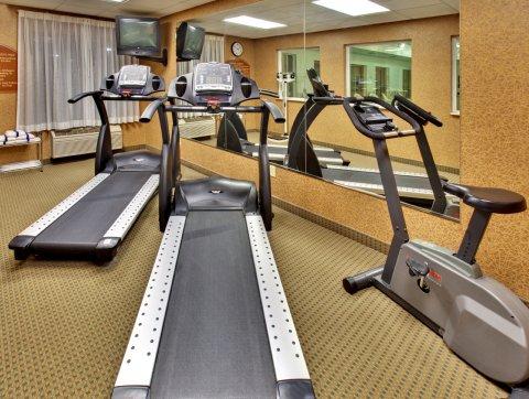 Holiday Inn Express & Suites Clinton By Ihg Ngoại thất bức ảnh